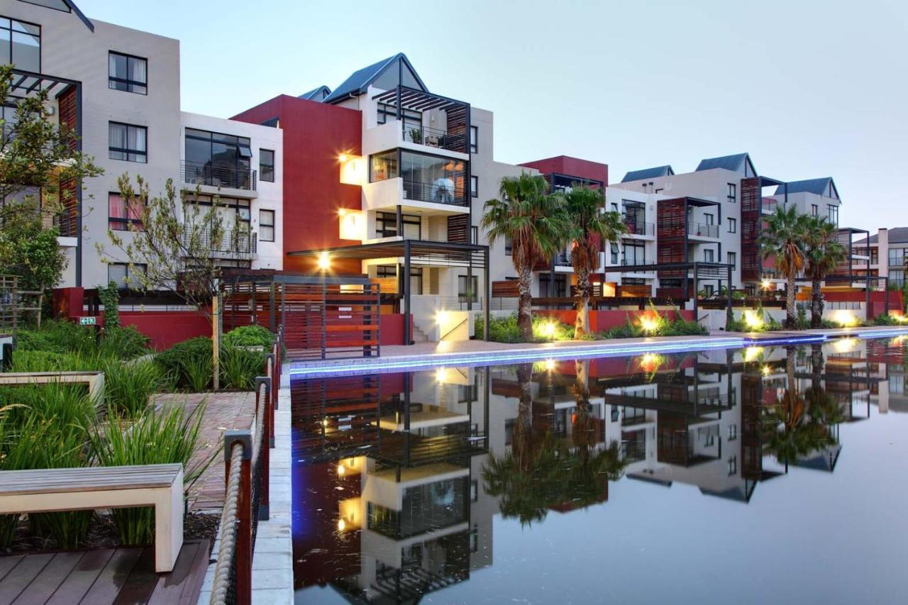 Belina - Quayside Canal View * Cape Town
