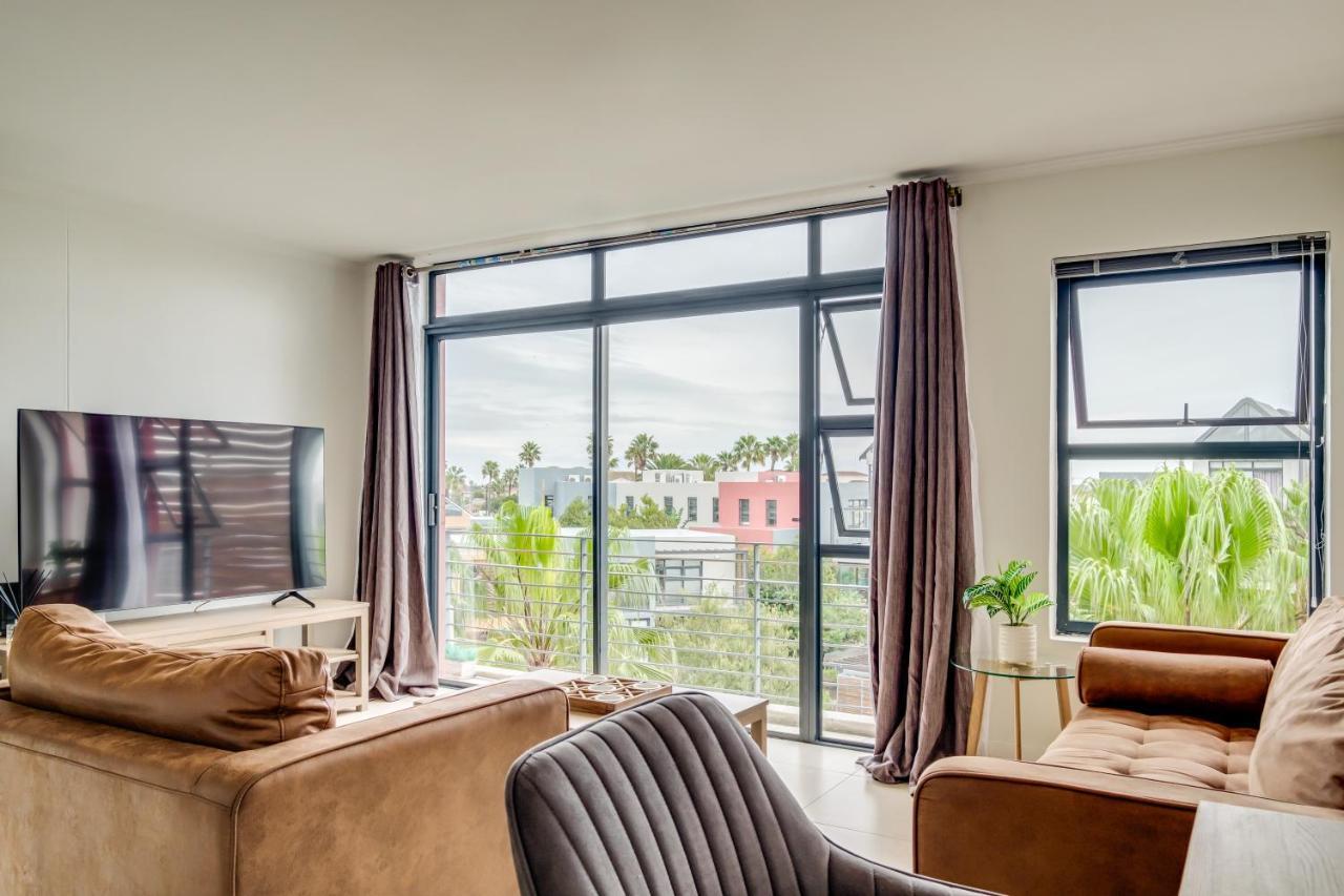Belina - Quayside Canal View Apartment