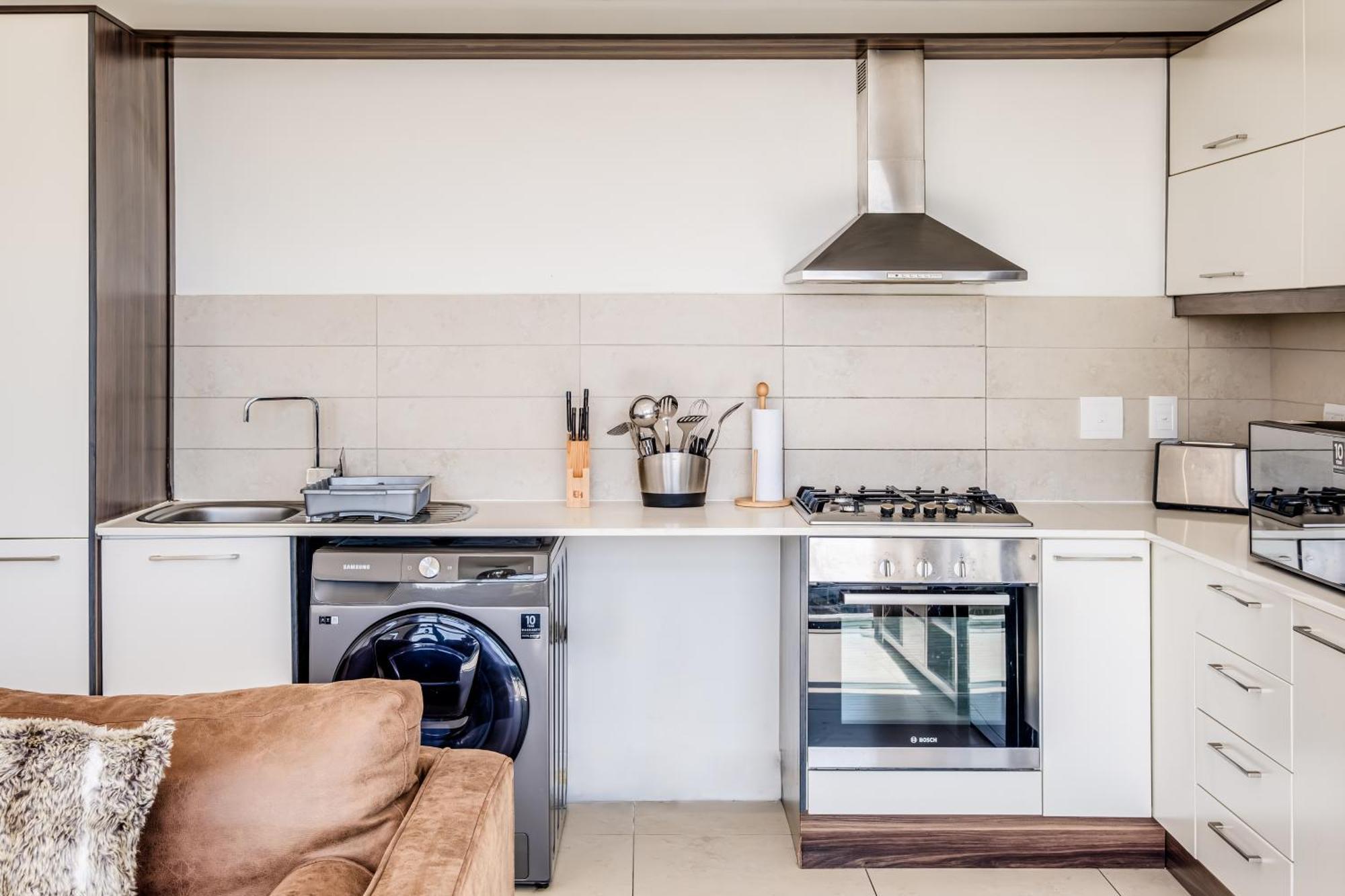 Belina - Quayside Canal View Apartment