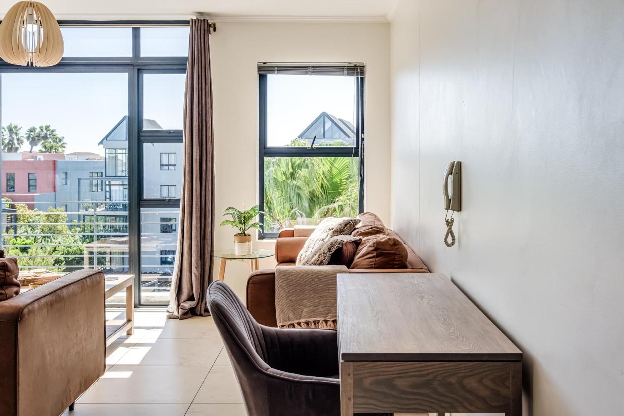 Belina - Quayside Canal View Apartment *