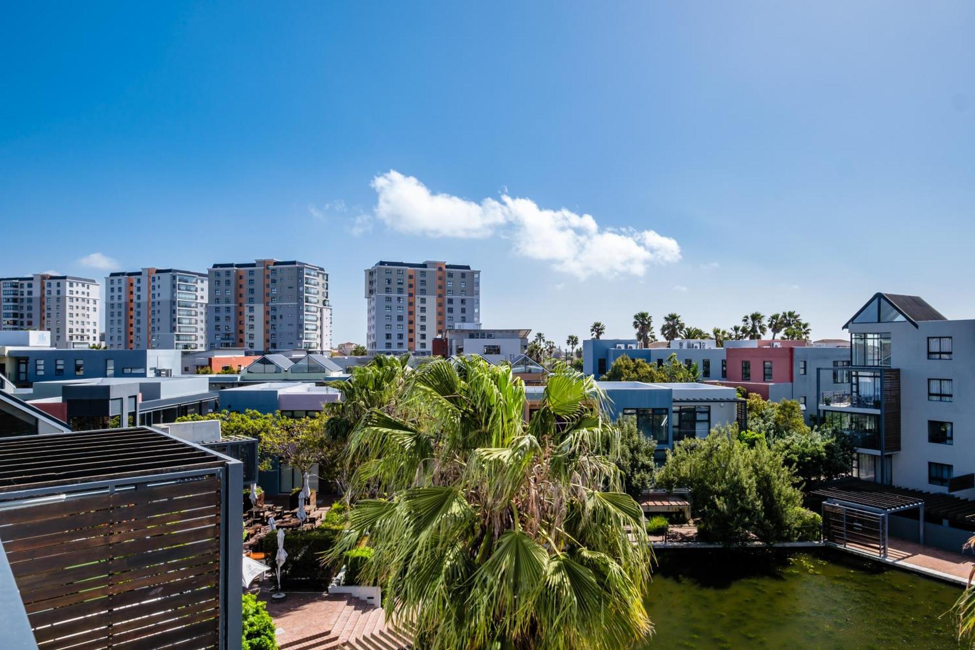 Belina - Quayside Canal View Cape Town