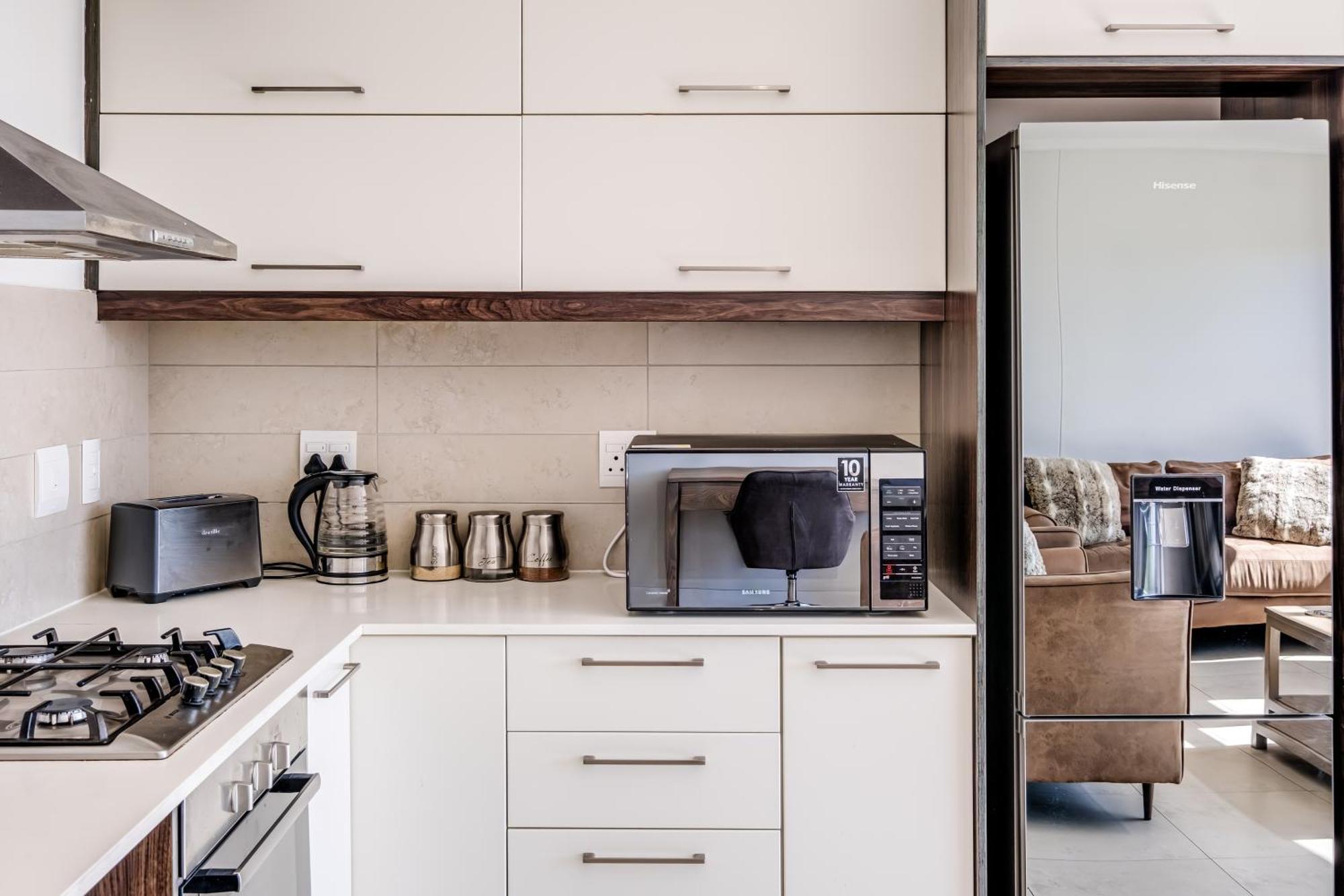 Belina - Quayside Canal View Apartment