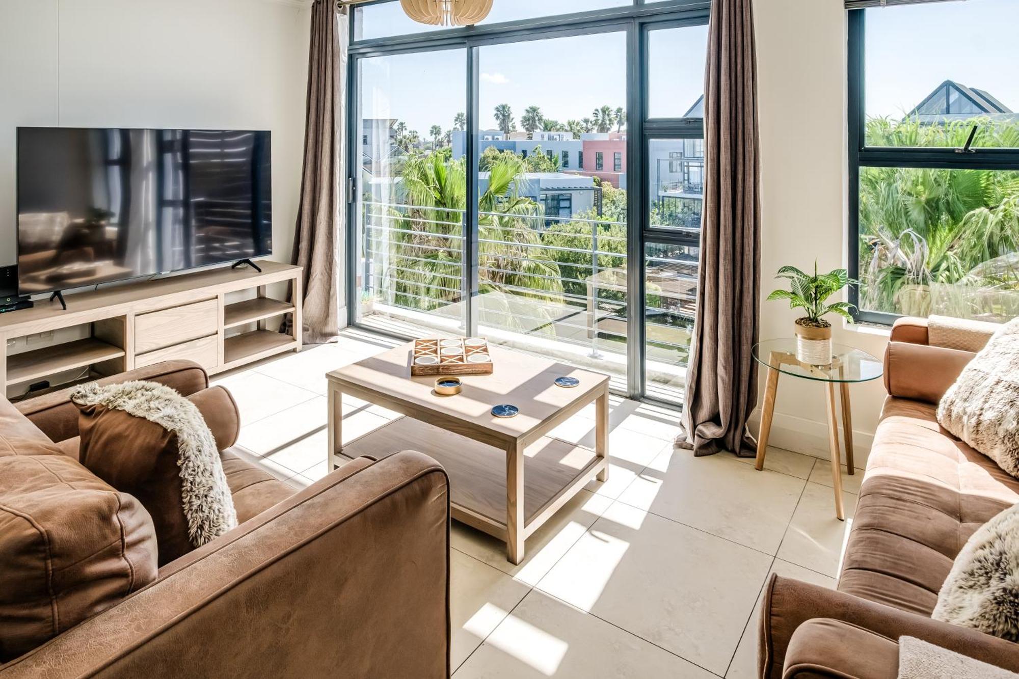 Belina - Quayside Canal View Apartment Cape Town